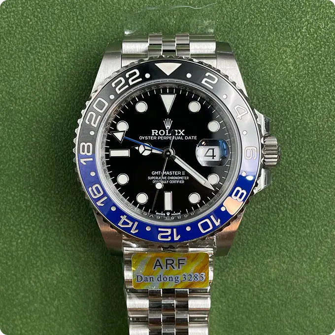 126710BLNR Batman 40MM Black Dial + Box